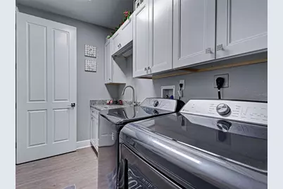 2590 Tarpon Cove Drive #811, Punta Gorda, FL 33950 - Photo 12