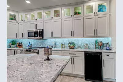 2590 Tarpon Cove Drive #811, Punta Gorda, FL 33950 - Photo 20
