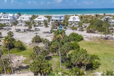 7365 Palm Island Drive, Placida, FL 33946 - Photo 20