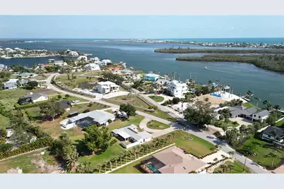 310 Green Dolphin Drive, Placida, FL 33946 - Photo 4