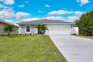 271 Antis Dr, Rotonda West, FL 33947 - Photo 1