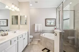 24028 Canterwood Wy, Venice, FL 34293 - Photo 28