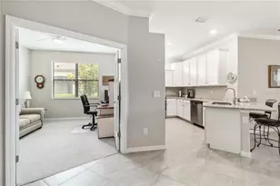 24028 Canterwood Wy, Venice, FL 34293 - Photo 20