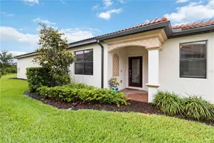 24028 Canterwood Wy, Venice, FL 34293 - Photo 2