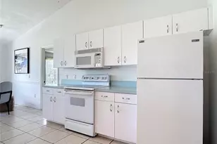104 Mark Twain Ln, Rotonda West, FL 33947 - Photo 6
