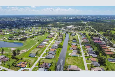 104 Mark Twain Lane, Rotonda West, FL 33947 - Photo 2