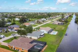 104 Mark Twain Ln, Rotonda West, FL 33947 - Photo 54