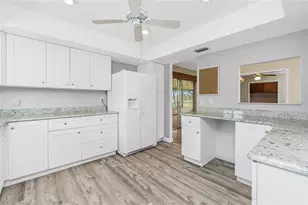 39 Caddy Rd, Rotonda West, FL 33947 - Photo 16