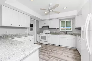 39 Caddy Rd, Rotonda West, FL 33947 - Photo 18