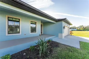 184 Spring Dr, Rotonda West, FL 33947 - Photo 2