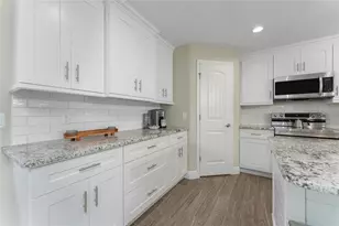 184 Spring Dr, Rotonda West, FL 33947 - Photo 16