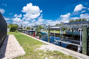9150 Pine Cove Dr, Englewood, FL 34224 - Photo 42