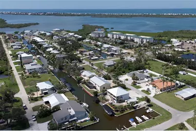 9150 Pine Cove Drive, Englewood, FL 34224 - Photo 6