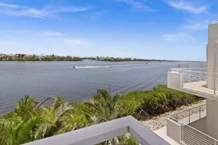 8041 Bay Pointe Dr, Englewood, FL 34224 - Photo 22