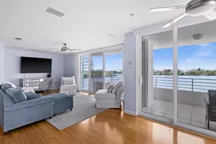 8041 Bay Pointe Dr, Englewood, FL 34224 - Photo 14