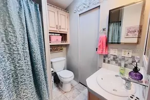 2215 73rd St E, Palmetto, FL 34221 - Photo 12