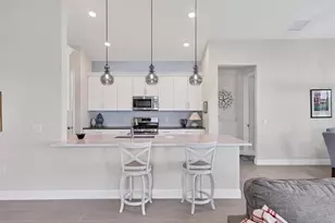 8375 Windbound Ct, Sarasota, FL 34240 - Photo 4