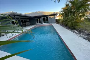 1019 Schooner Ln, Englewood, FL 34224 - Photo 6