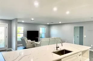 1019 Schooner Ln, Englewood, FL 34224 - Photo 8