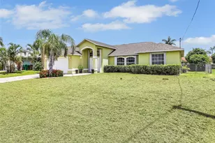 1335 SE 12th St, Cape Coral, FL 33990 - Photo 6