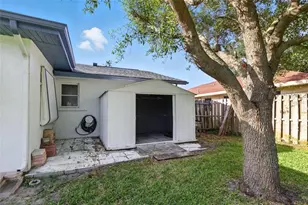 1042 Malay Terrace NW, Port Charlotte, FL 33948 - Photo 38