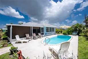 2490 10th St, Englewood, FL 34224 - Photo 30