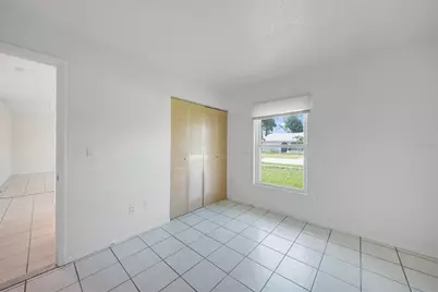 13476 Newport Avenue, Port Charlotte, FL 33981 - Photo 30
