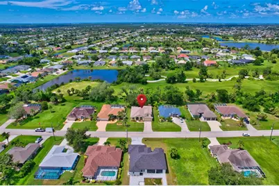 694 Rotonda Circle, Rotonda West, FL 33947 - Photo 2