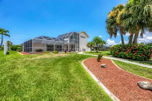 63 Clubhouse Rd, Rotonda West, FL 33947 - Photo 34