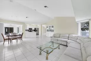 63 Clubhouse Rd, Rotonda West, FL 33947 - Photo 12