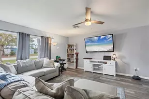 9040 Everington Rd, Englewood, FL 34224 - Photo 6