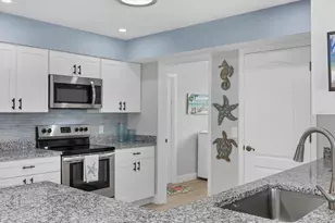 186 Mariner Ln, Rotonda West, FL 33947 - Photo 10