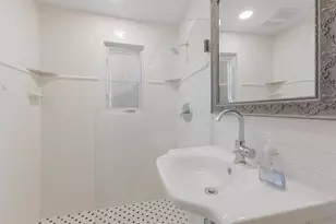 370 E Railroad Ave, Boca Grande, FL 33921 - Photo 22