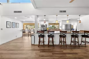 2617 Cove Cay Dr, Clearwater, FL 33760 - Photo 30