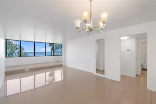 2617 Cove Cay Dr, Clearwater, FL 33760 - Photo 4