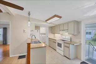 1200 Seahorse Ln, Englewood, FL 34224 - Photo 10