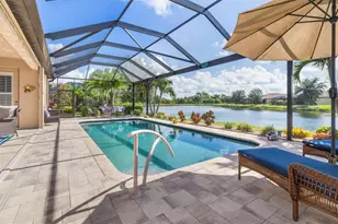 20460 Granlago Dr, Venice, FL 34293 - Photo 4