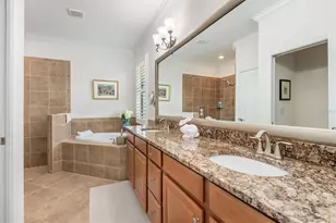 20460 Granlago Dr, Venice, FL 34293 - Photo 24