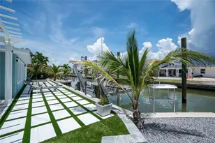 1265 Holiday Dr, Englewood, FL 34223 - Photo 52