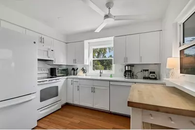 261 Lee Avenue, Boca Grande, FL 33921 - Photo 8