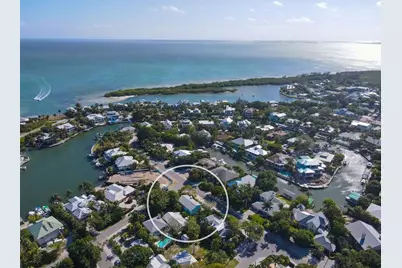 261 Lee Avenue, Boca Grande, FL 33921 - Photo 2
