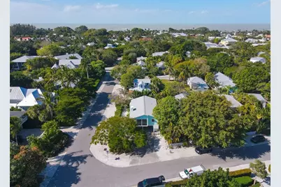 261 Lee Avenue, Boca Grande, FL 33921 - Photo 4