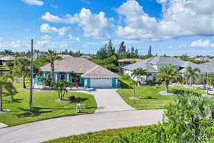 8228 Tecumseh Cir, Port Charlotte, FL 33981 - Photo 4