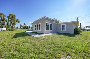 1450 New Point Comfort Rd, Englewood, FL 34223 - Photo 34