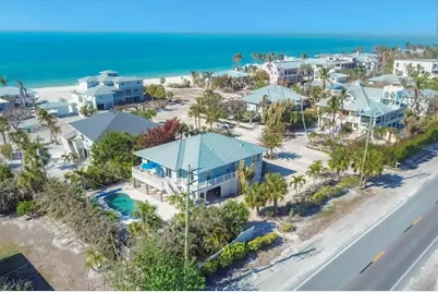 2420 24th Street W, Boca Grande, FL 33921 - Photo 2