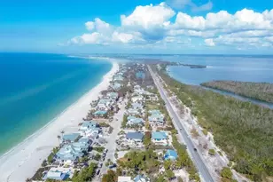 2420 24th St W, Boca Grande, FL 33921 - Photo 4