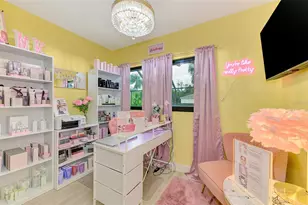 18414 Avon Ave, Port Charlotte, FL 33948 - Photo 34