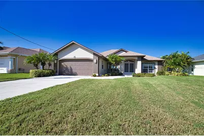 171 Medalist Road, Rotonda West, FL 33947 - Photo 1