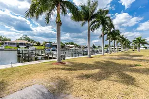 18 S De Las Palmas St, Englewood, FL 34223 - Photo 32