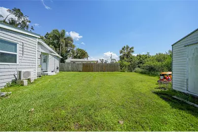 4310 Commercial Street, Port Charlotte, FL 33953 - Photo 22